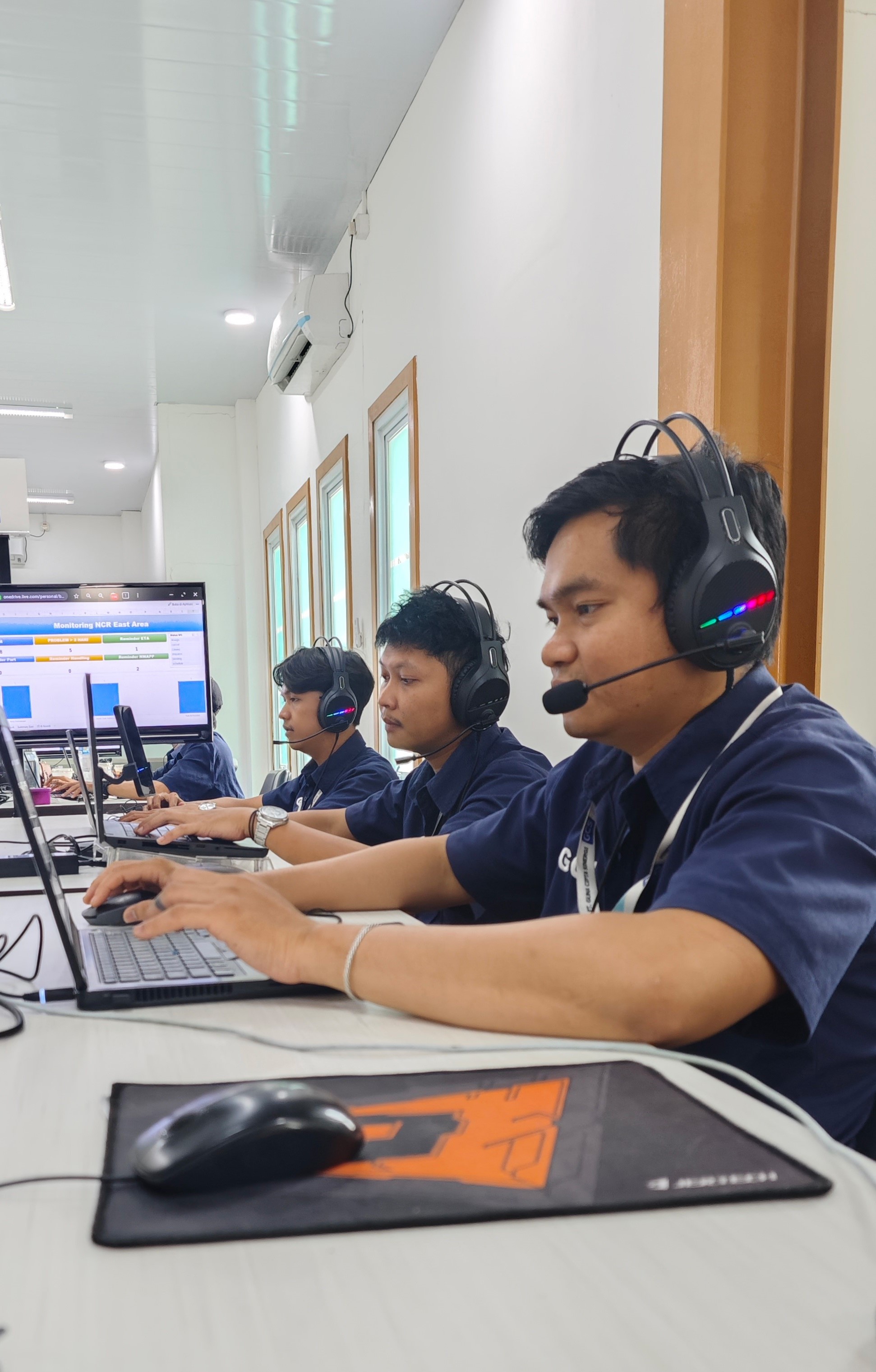 Call Center Background